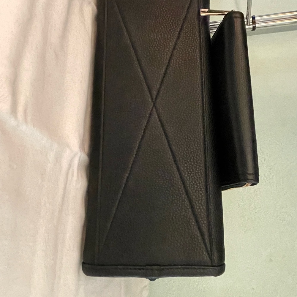 Stunning large chain tote & wallet set - Picture 14 of 14